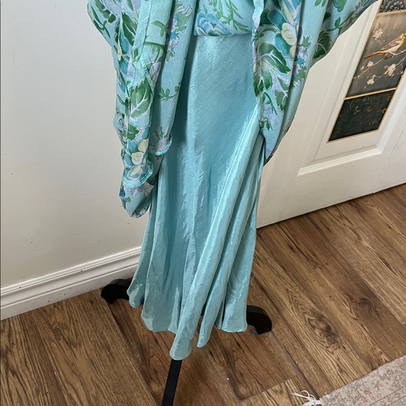 April Cornell Aqua and Lavender Floral Maxi Dress - Picture 11 of 13